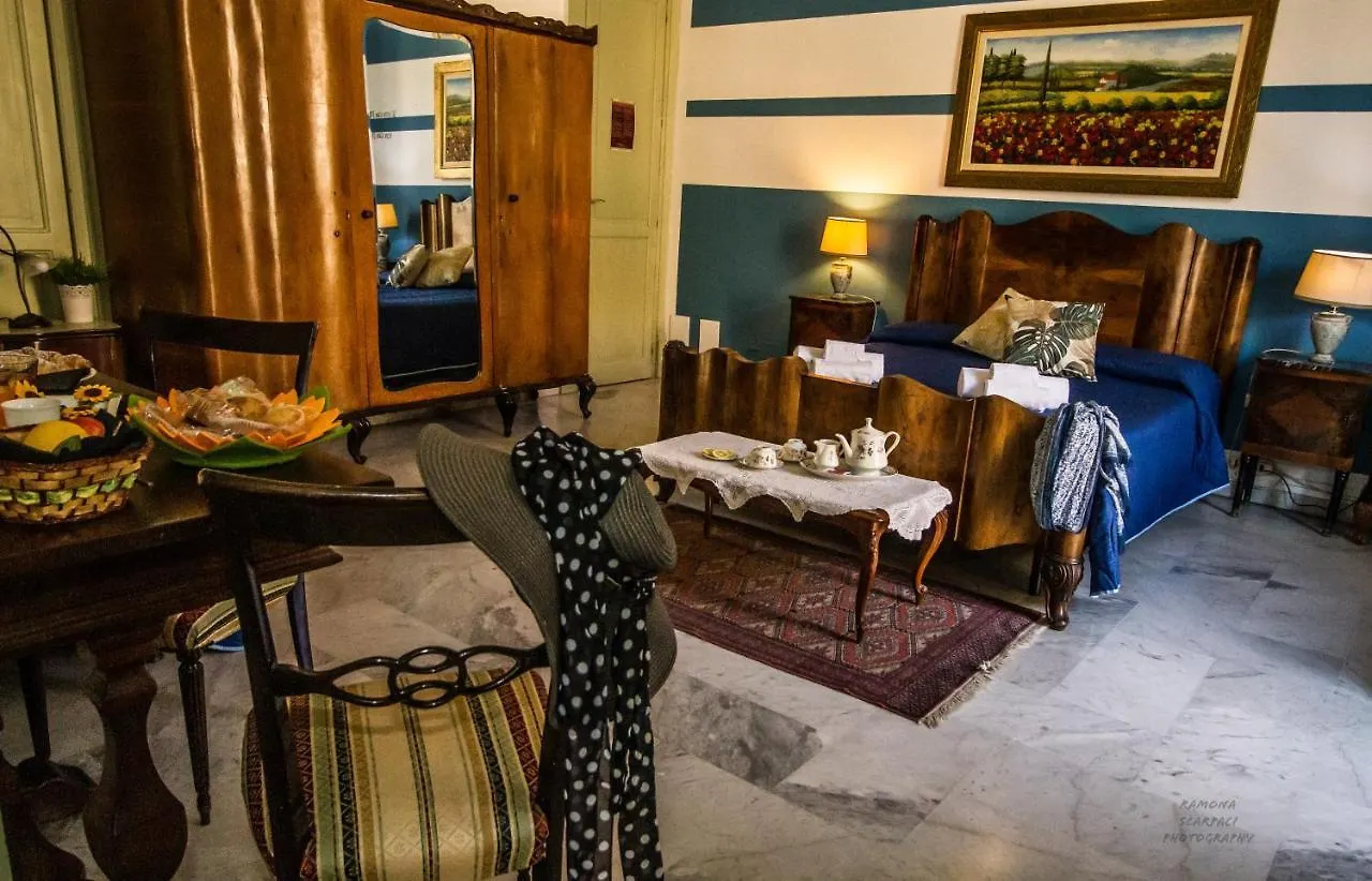 Cavour Il Conte Camillo Bed and Breakfast Palermo Bed & Breakfast