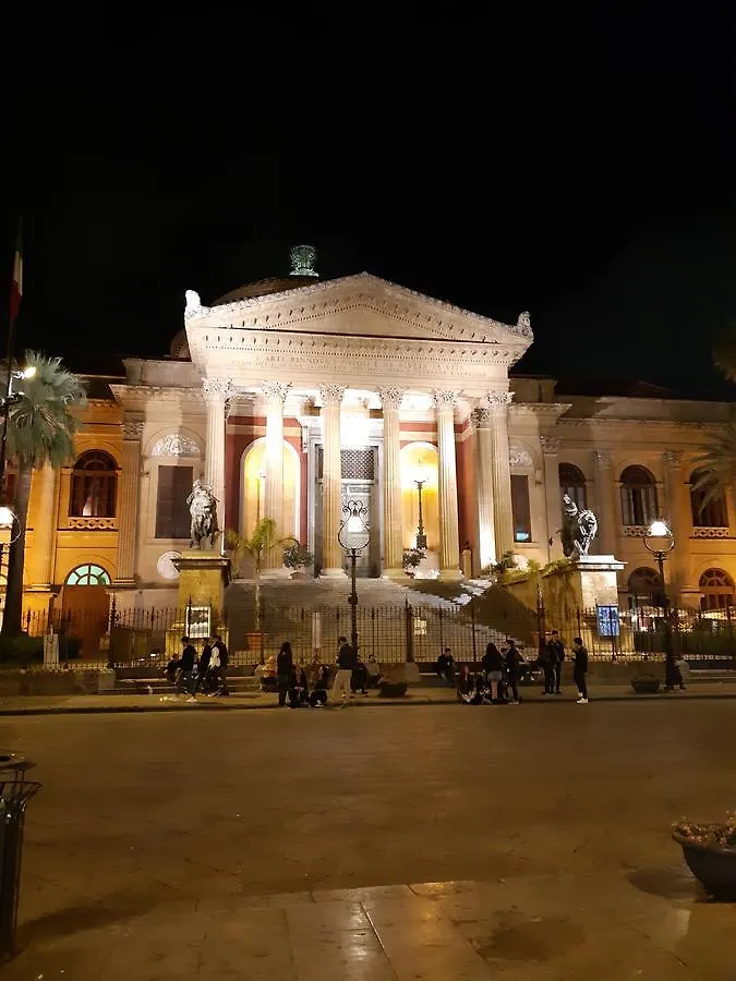 Cavour Il Conte Camillo Bed and Breakfast Palermo